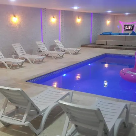 Yalcin * クシャダス