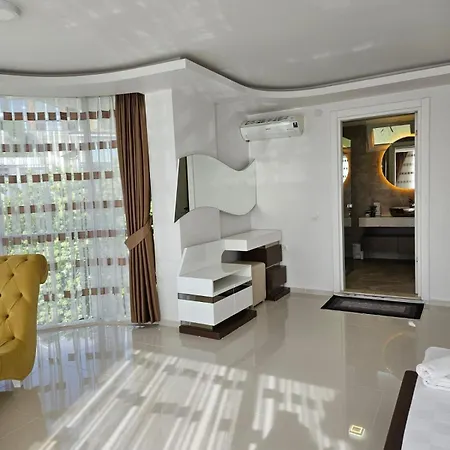 Willa Yalcin Kusadası